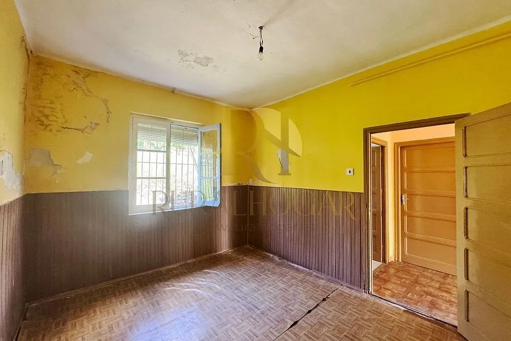 Rooms - Chalet with Garden in Matallana de Torío