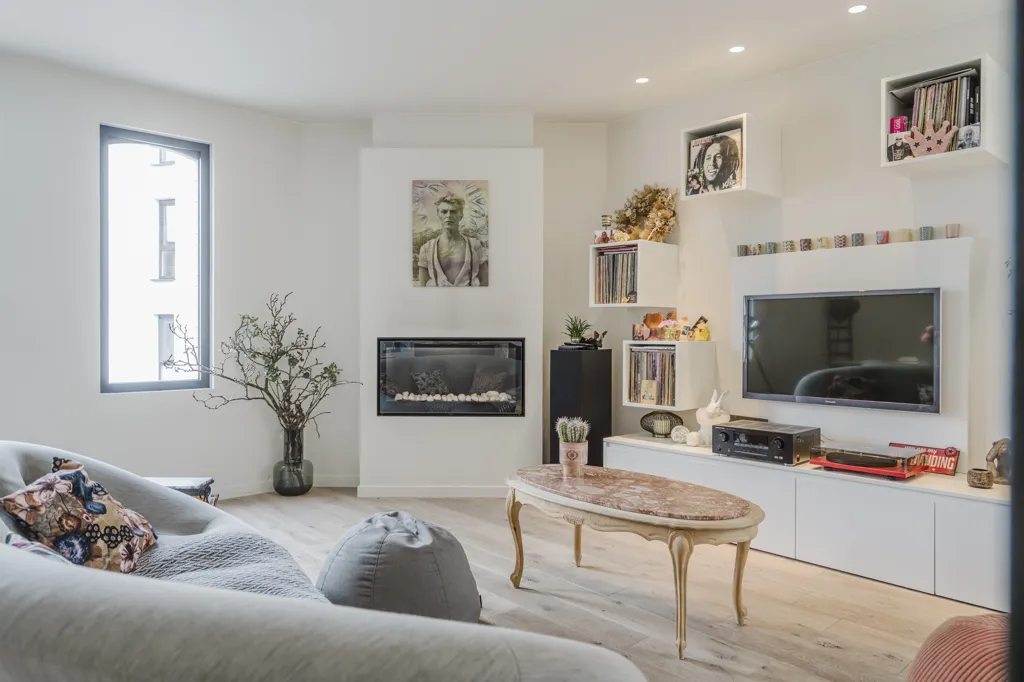 Living Room - Commercial Property with Residential Unit in Wervik