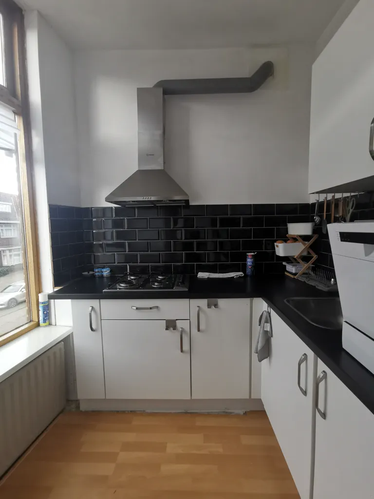 Cucina - Studio with Tram Access in Rotterdam North