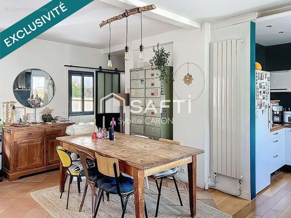 6-toaline maja asukohas Clamart