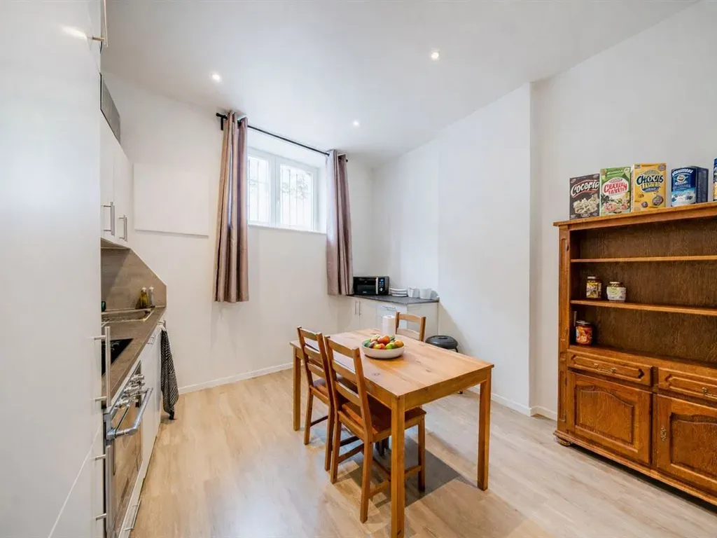 Söögituba - Duplex with Meuse View and 75 m² Terrace in Dinant