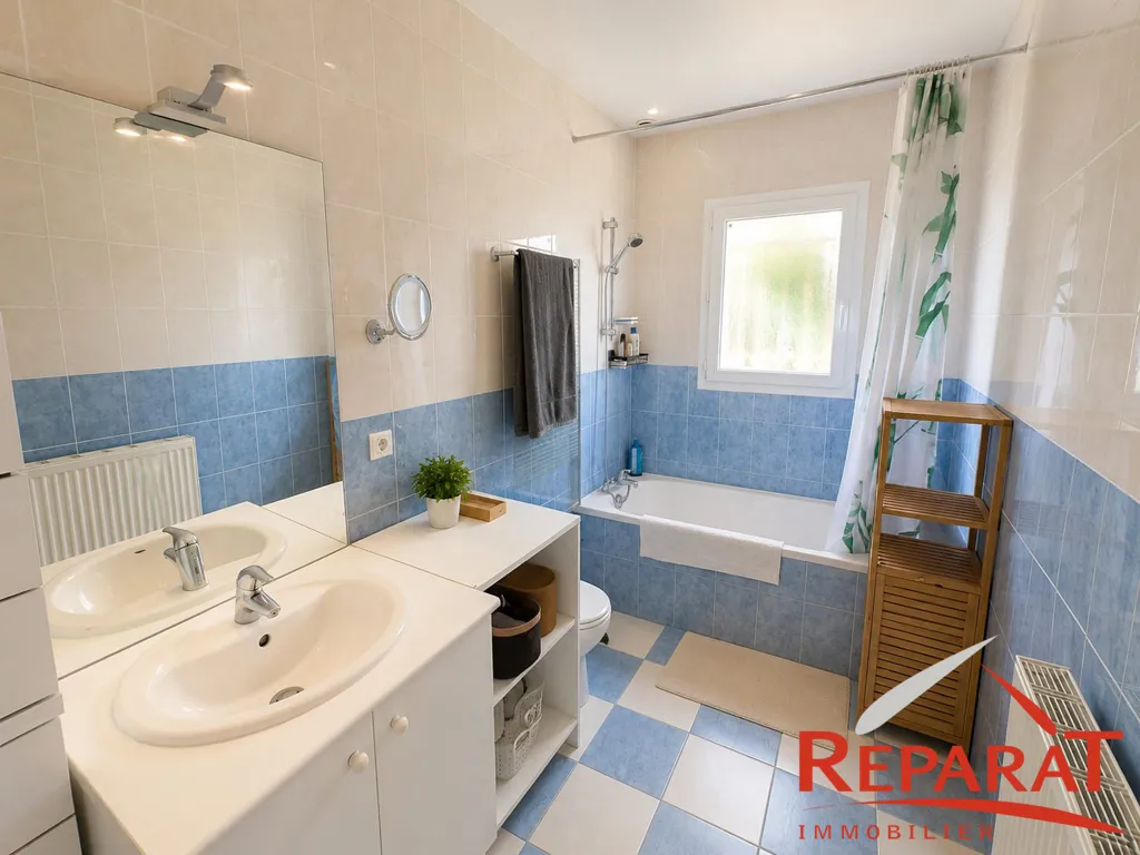 Bagni - Ground Floor House with Garage in Larche