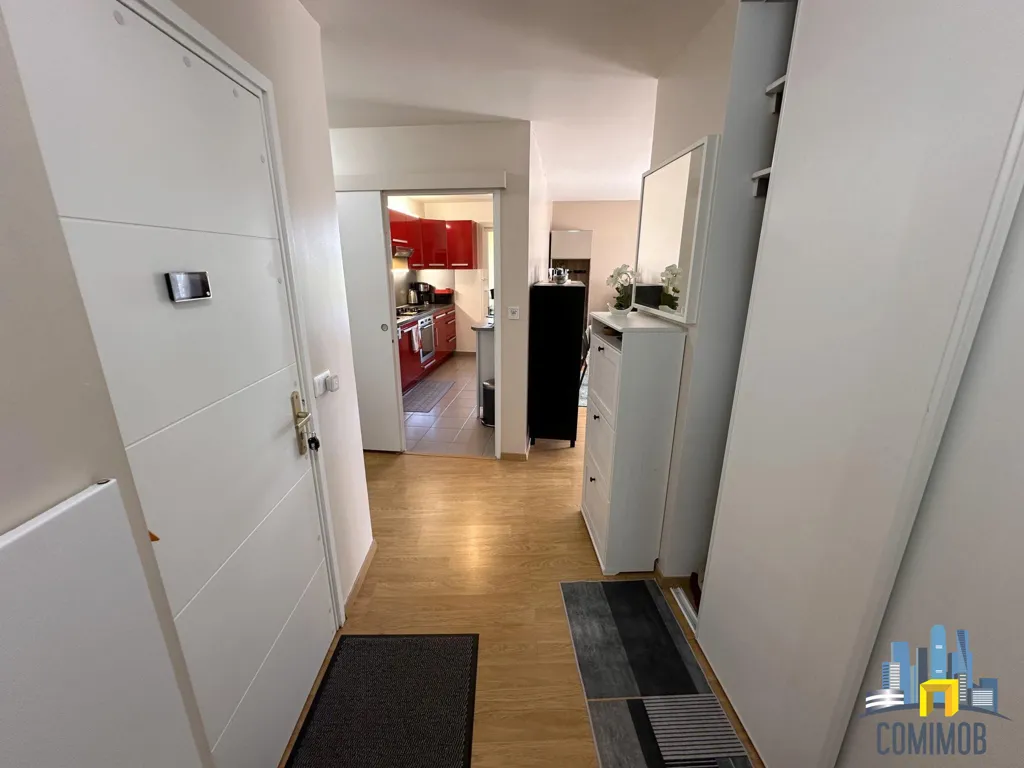 Entrée - Appartement avec balcon à Nanterre – Petit Nanterre