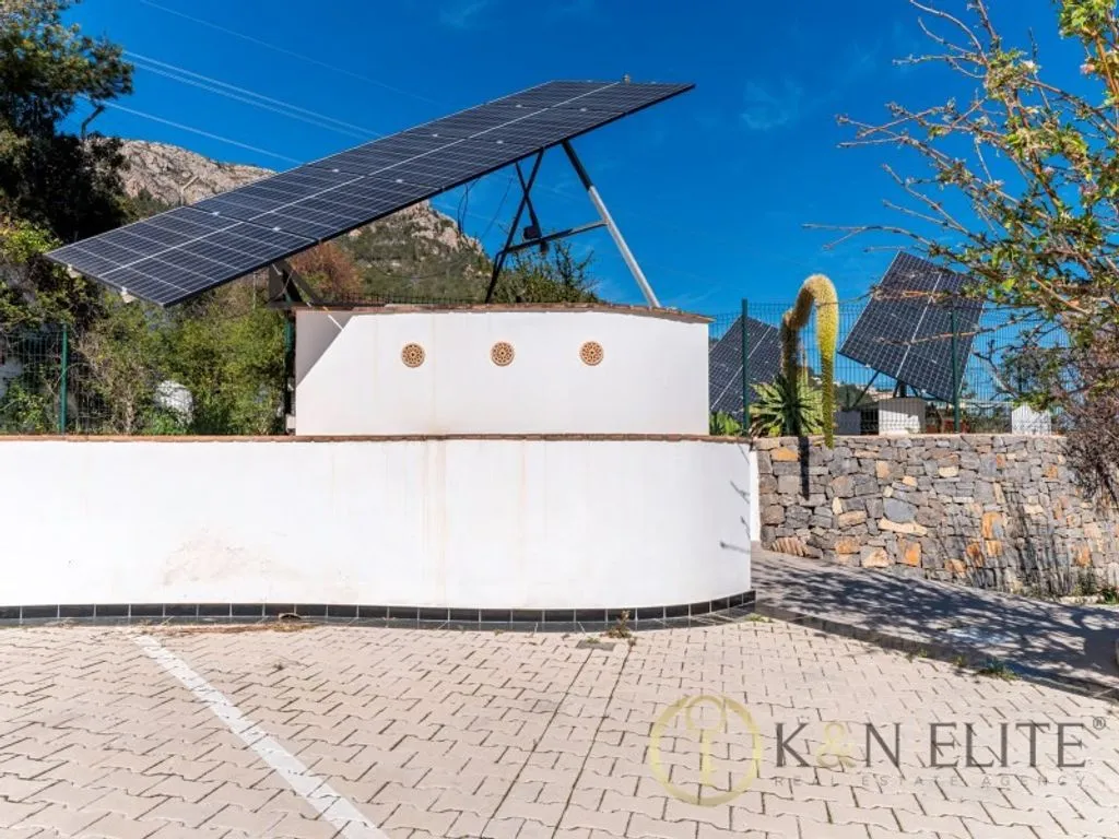 Exterior - Luxury Villa with Sea Views in Calpe