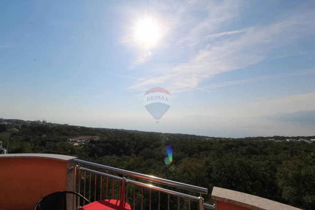 Terrasse - Two-Storey Apartment with Sea View in Kastav