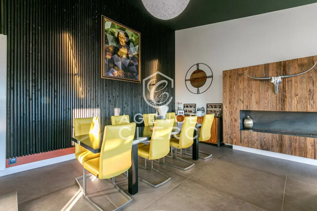 Salle à manger - Villa Contemporaine avec Vue Lac à Pringy