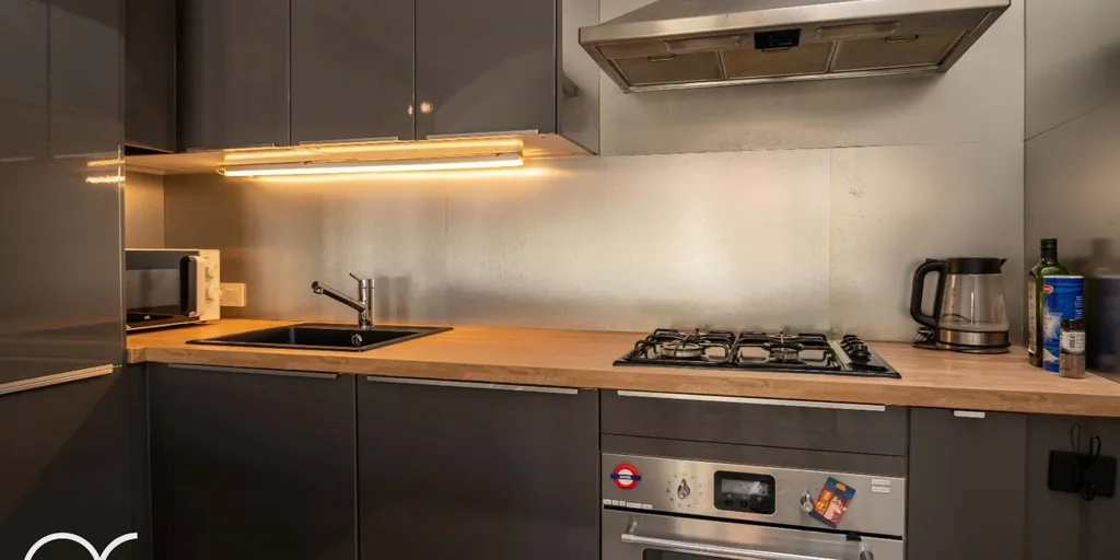 Cuisine - Appartement Rénové à Ledeberg, Proche des Transports