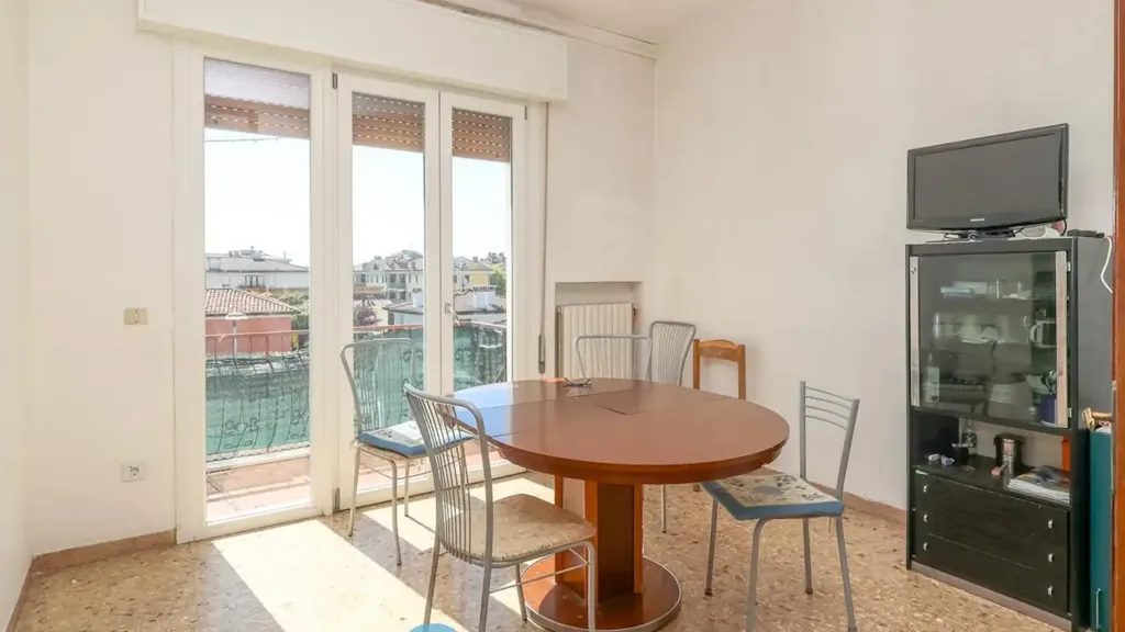 Söögituba - Spacious Apartment with Three Balconies in Campagna Lupia