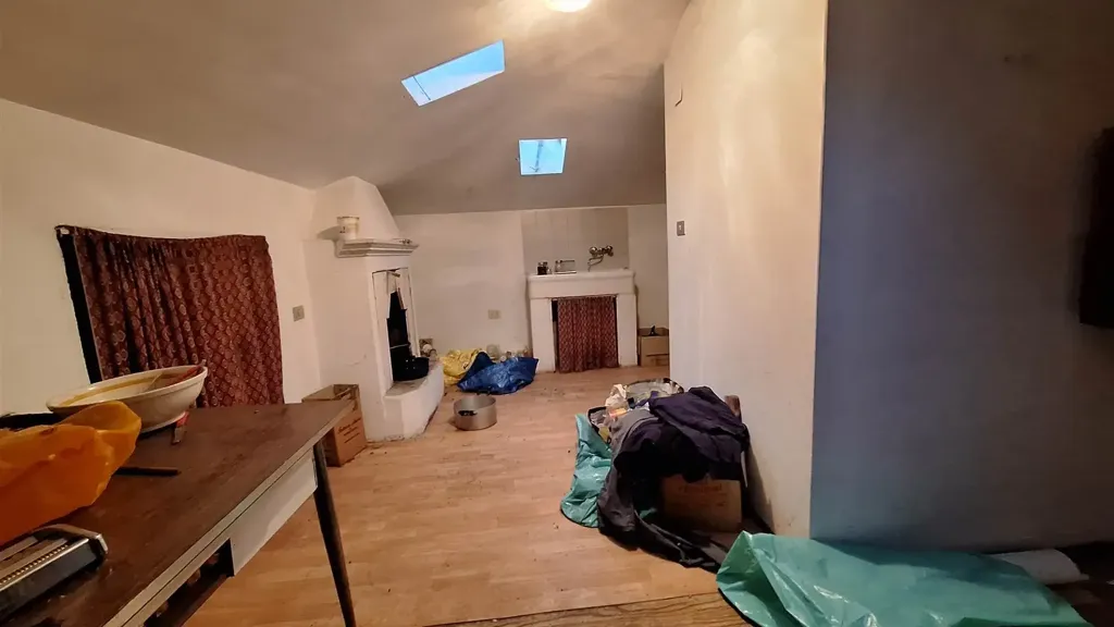 Toad - Bright 1-Bedroom Apartment with Balcony in San Severino Marche