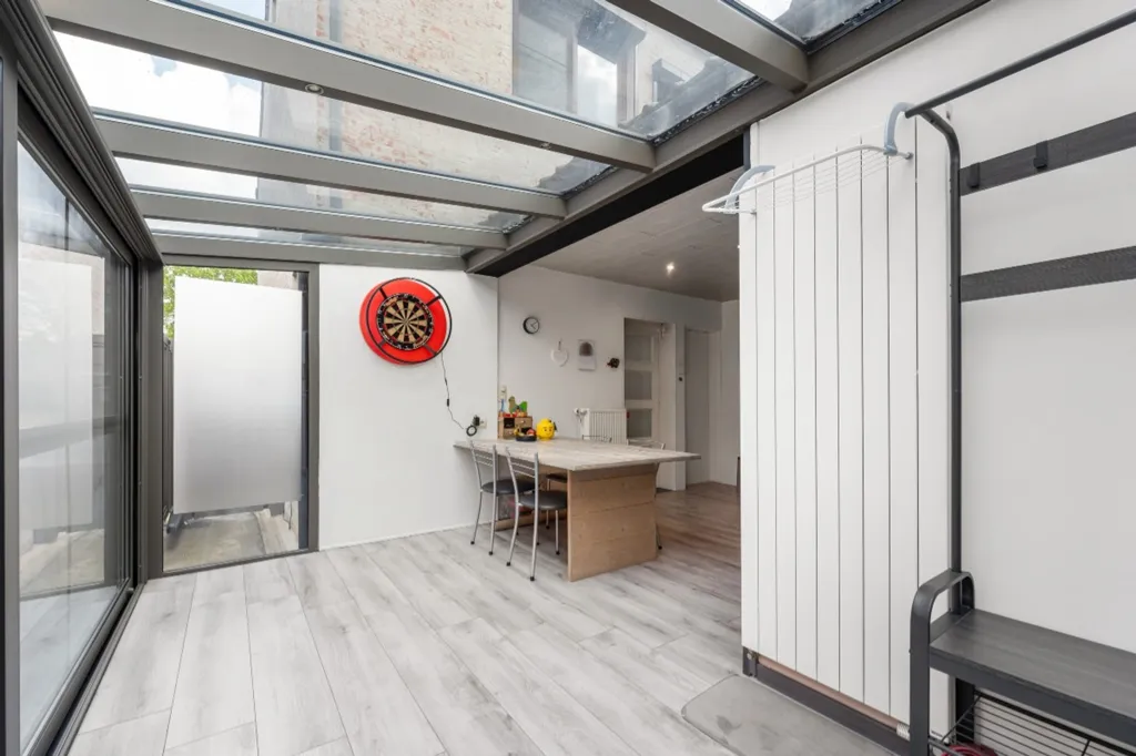 Hallway - Detached House with Double Glazing in Sinaai