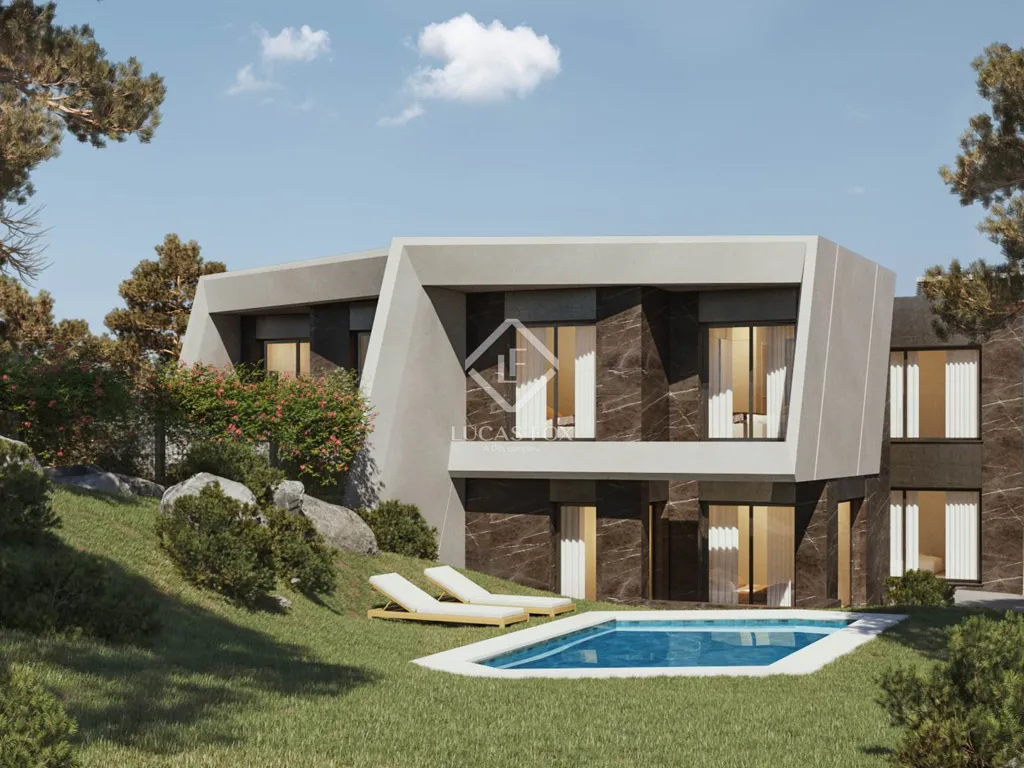 Piscine - Luxury Villa with Private Garden in Torrelodones