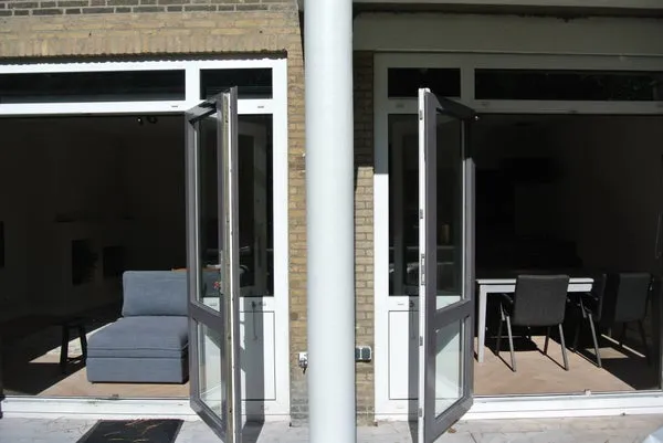 Hallway - 2-Bedroom Apartment with Park View in Den Haag