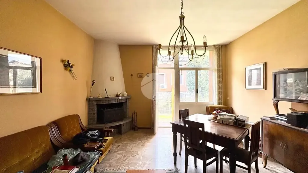 Salle à manger - Apartment with Garden in Clusane, Iseo