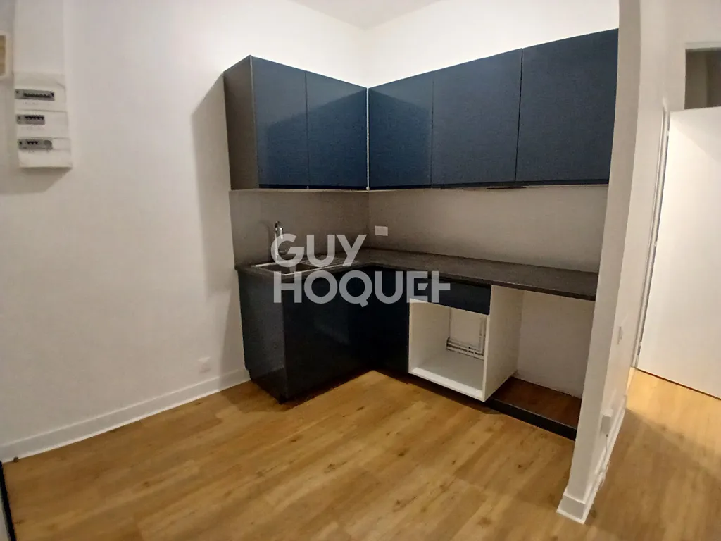Köök - Apartment with Balcony in Laon Ville Haute