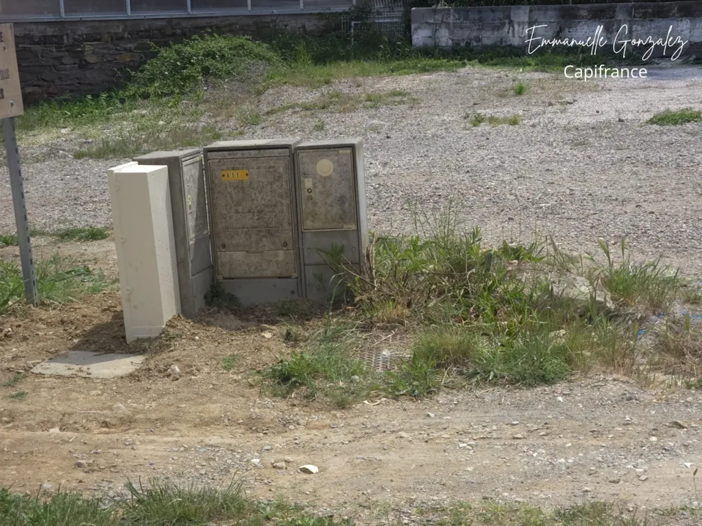 Aed - Buildable Plot with Permit in Fouzilhon