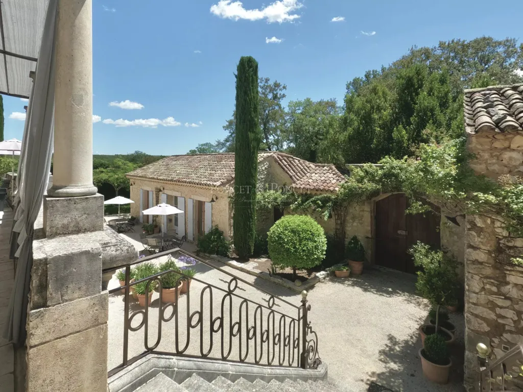 Aed - Restored 17th-Century Silk Farm with Pool in Ardèche