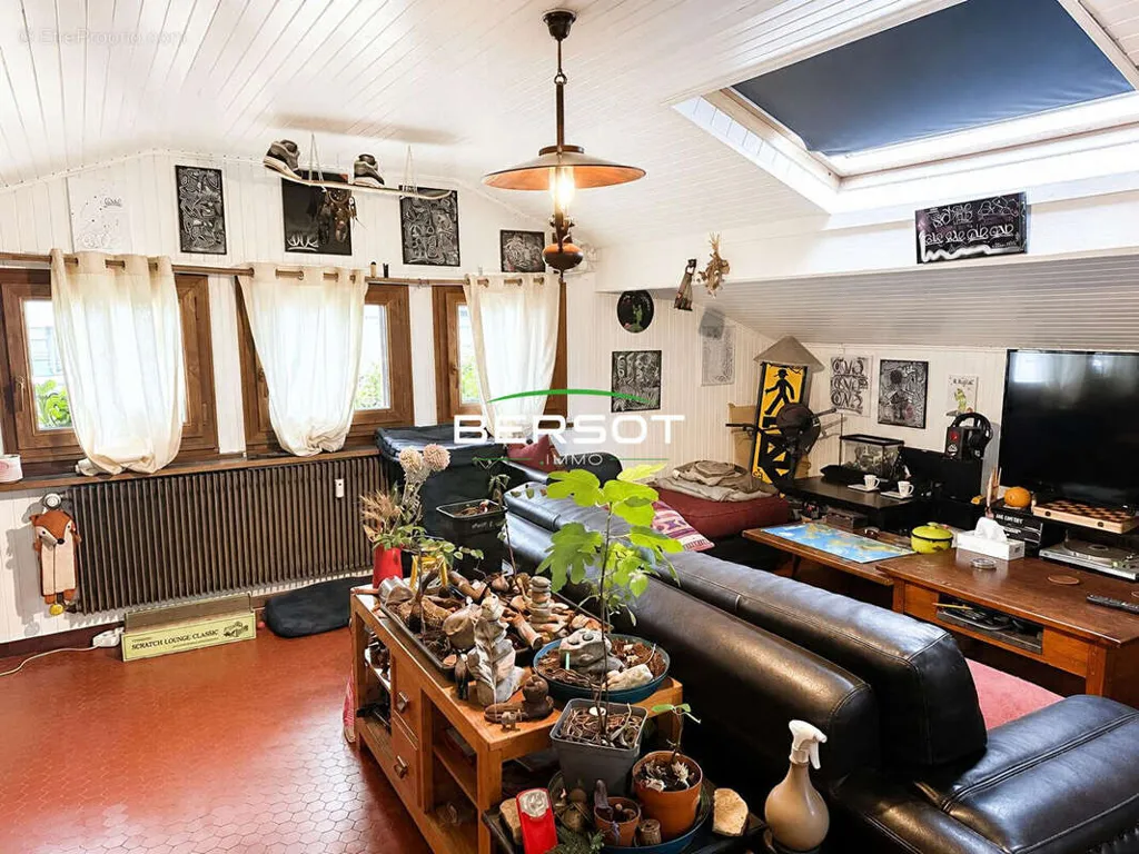 Elutuba - Studio with Balcony in Thonon-les-Bains