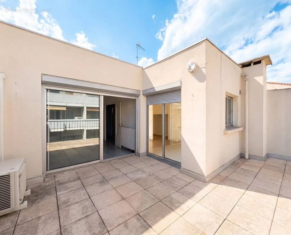 Terrasse - Appartement Traversant avec Vue Mont Saint-Clair à Sète
