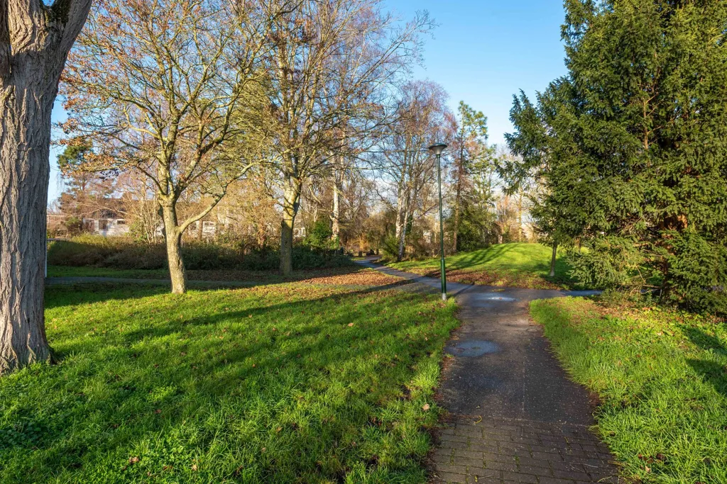 Spacious Renovated Semi-Detached House in Heiloo