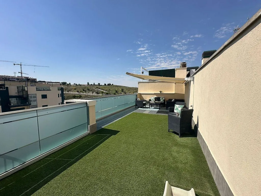 Terrass - Penthouse with Pool in Arganda del Rey