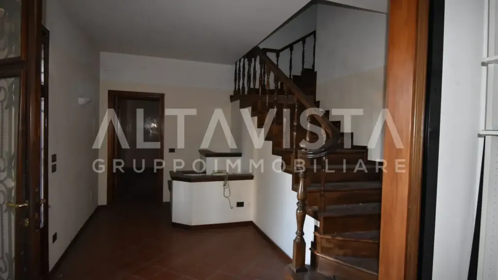 Toad - Villa with Pool in Montichiari Centre