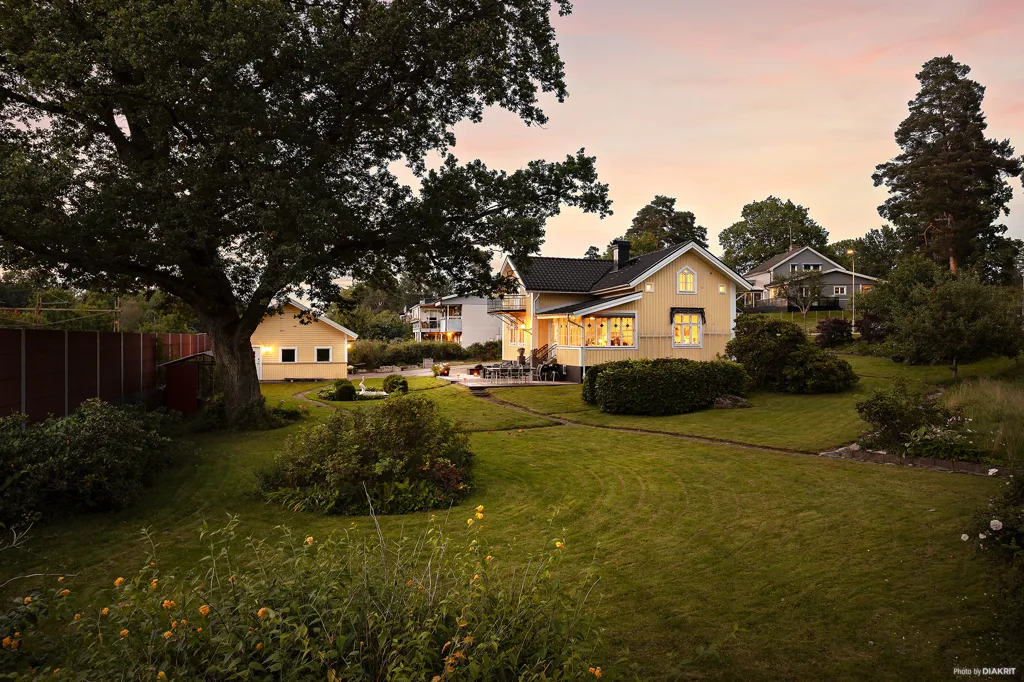 Giardino - Historic Villa with Garden in Adolfsberg