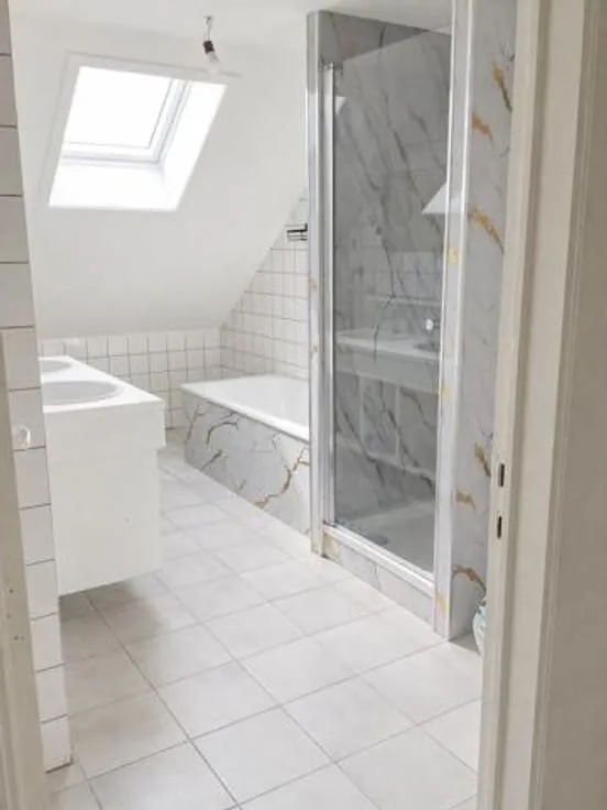 Vannitoad - Semi-Detached Flat with Parking in Mechelen