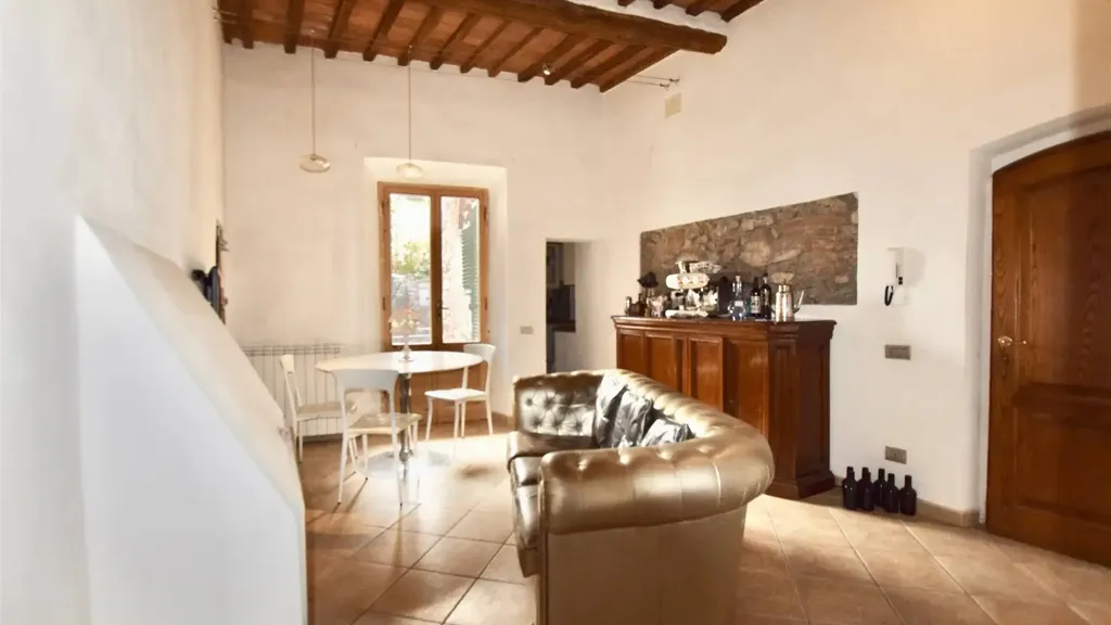 Elutuba - Historic Centre Apartment with Terrace in Suvereto