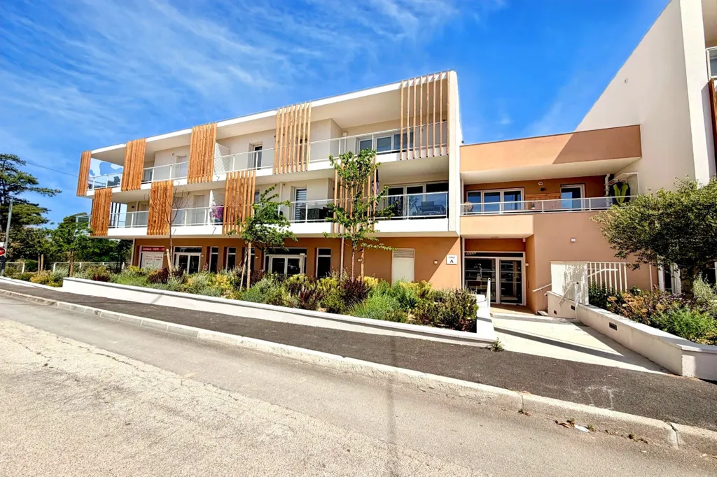 Välivaade - T3 Apartment with Terrace in Rognac