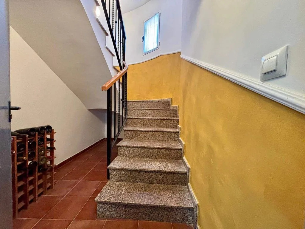 Pièces - Luxury Detached House with Garden in Daimús
