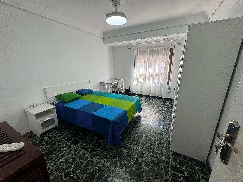 Camere da letto - Furnished Flat with Balcony in L'Amistat