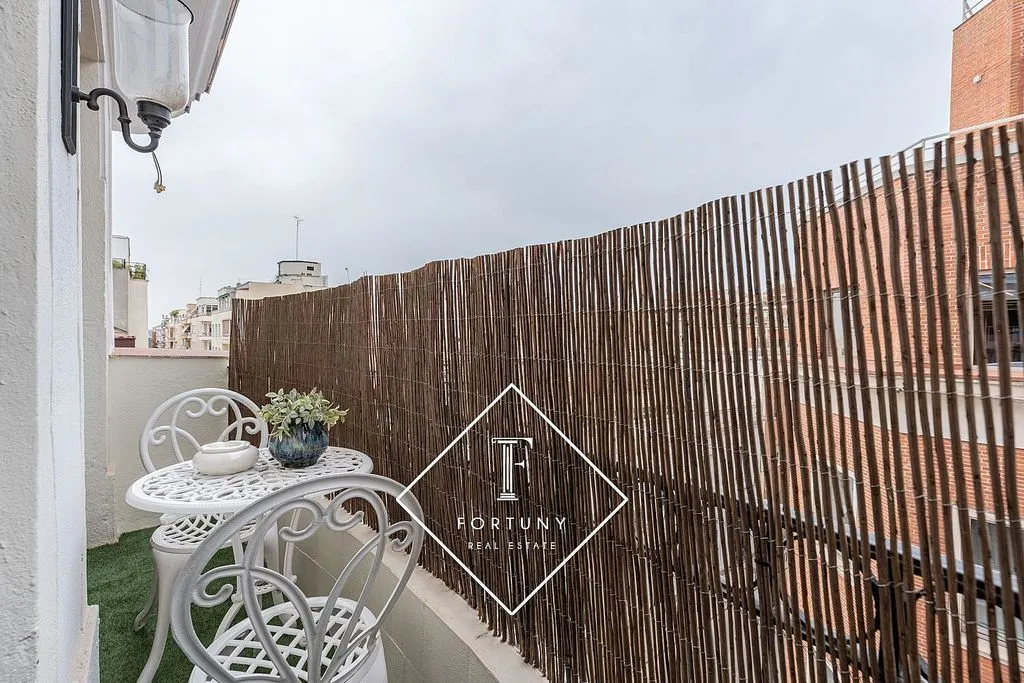 Rõdu - Apartment with Balcony in Argüelles