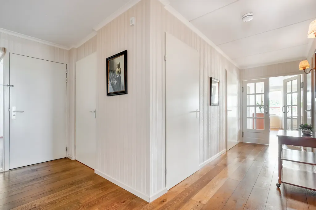 Entrée - Penthouse with Views in Hellendoorn Centre