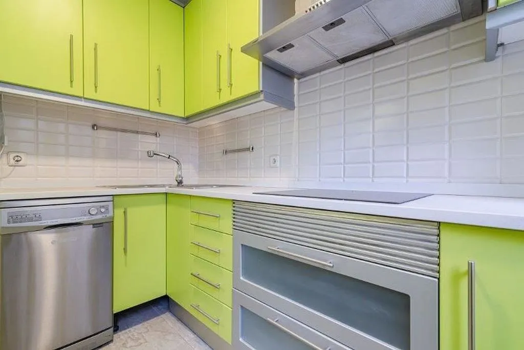Cuisine - 4-Bedroom Flat with Air Conditioning in Goya