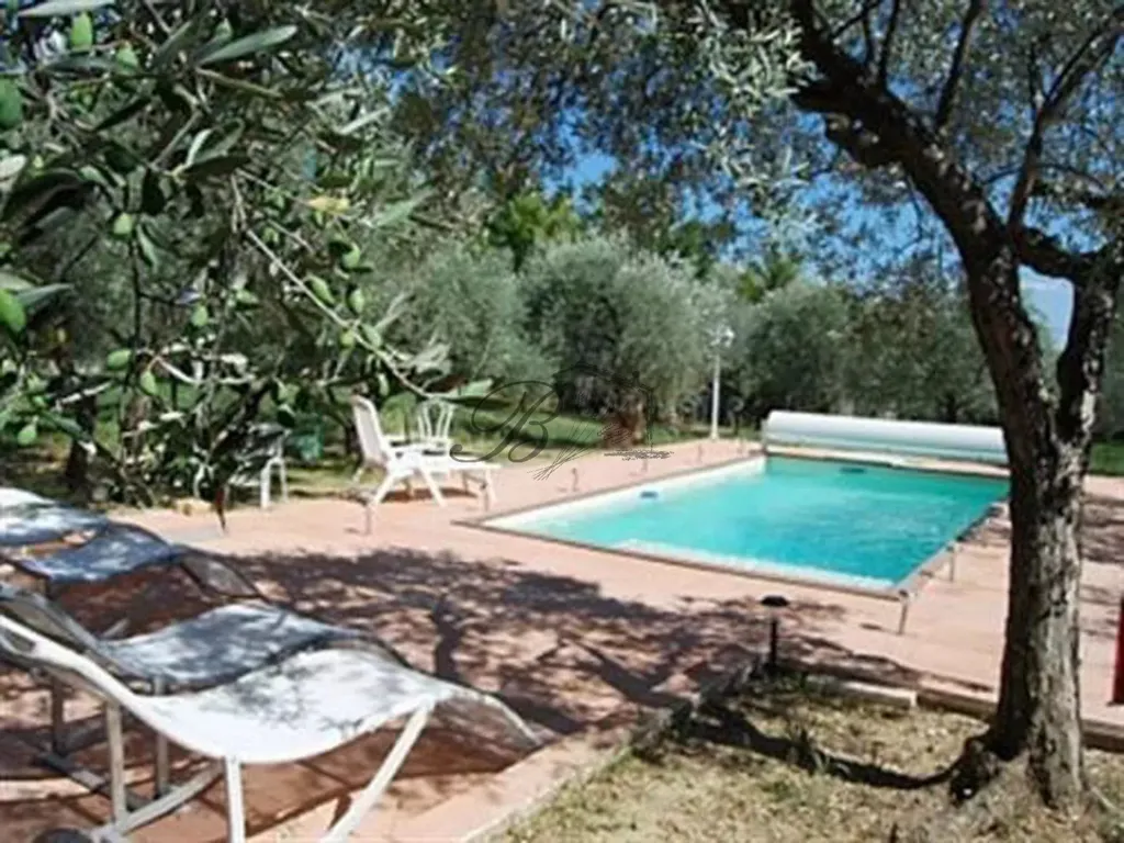 Bassein - Semi-detached Villa with Pool in La Motte-d’Aigues