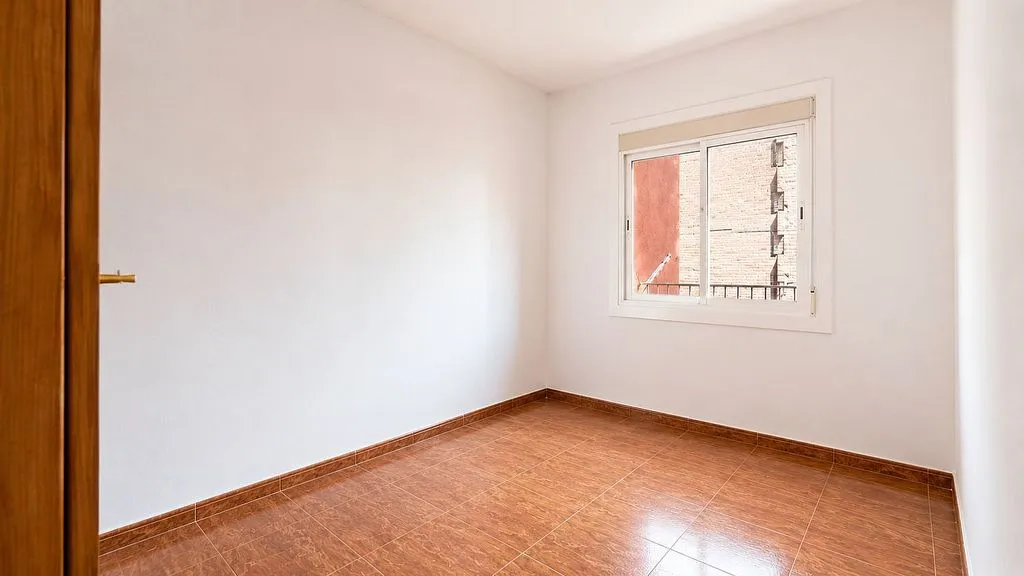 Apartment with Balcony in El Baix Guinardó