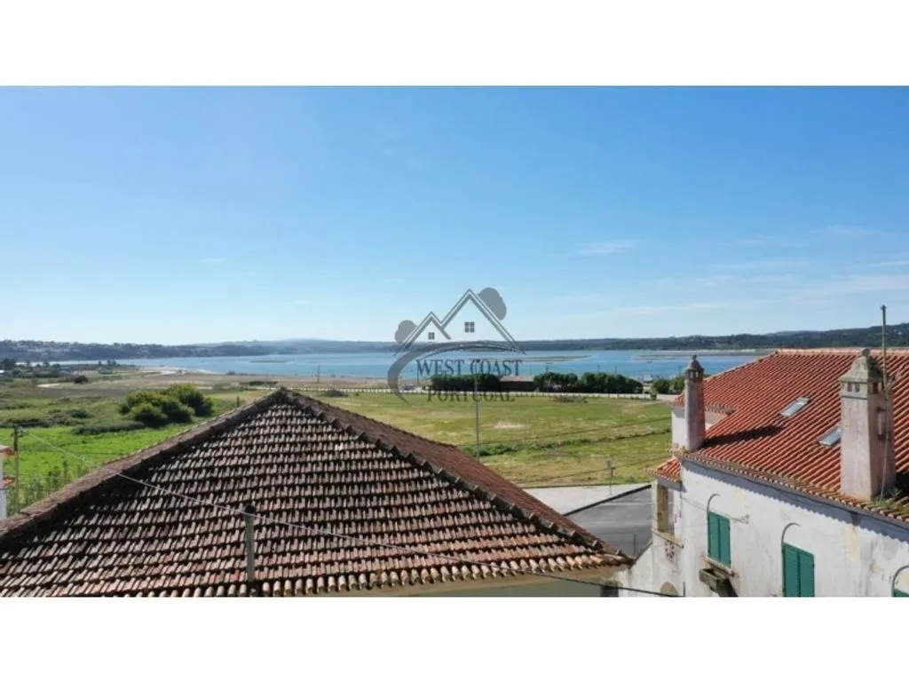 Terrasse - Luxury House with Development Potential in Foz do Arelho