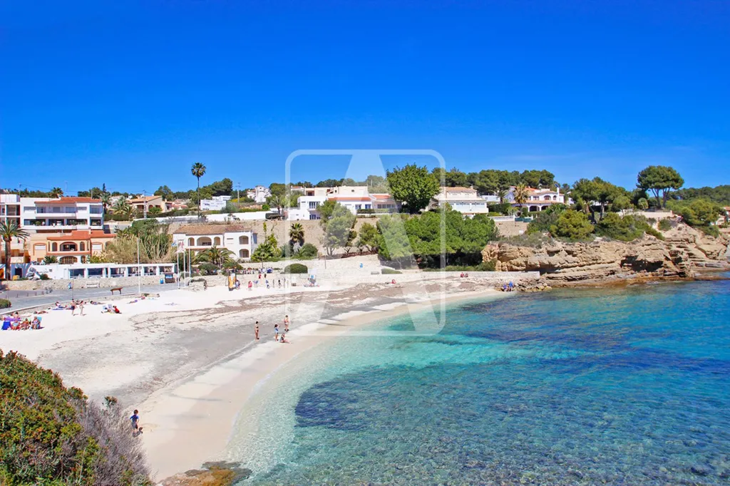 Urban Plot with Panoramic Sea Views in Benissa