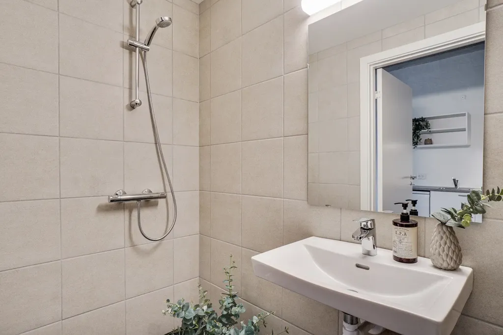 Salles de bain - Appartement 1 pièces à Odense