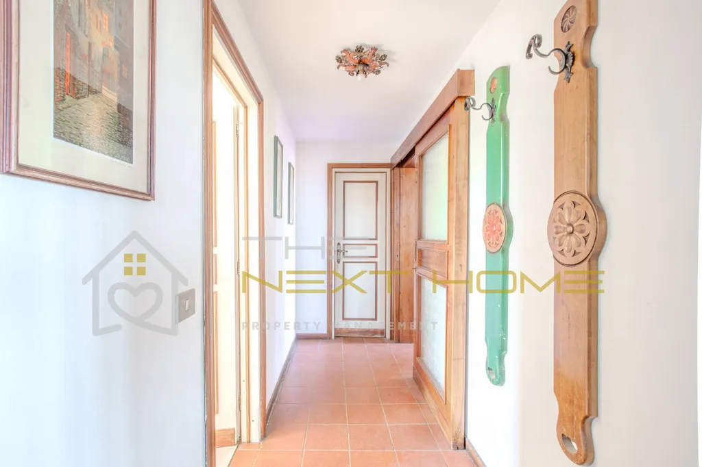 Hallway - Panoramic Villa with Garden in Bagno a Ripoli