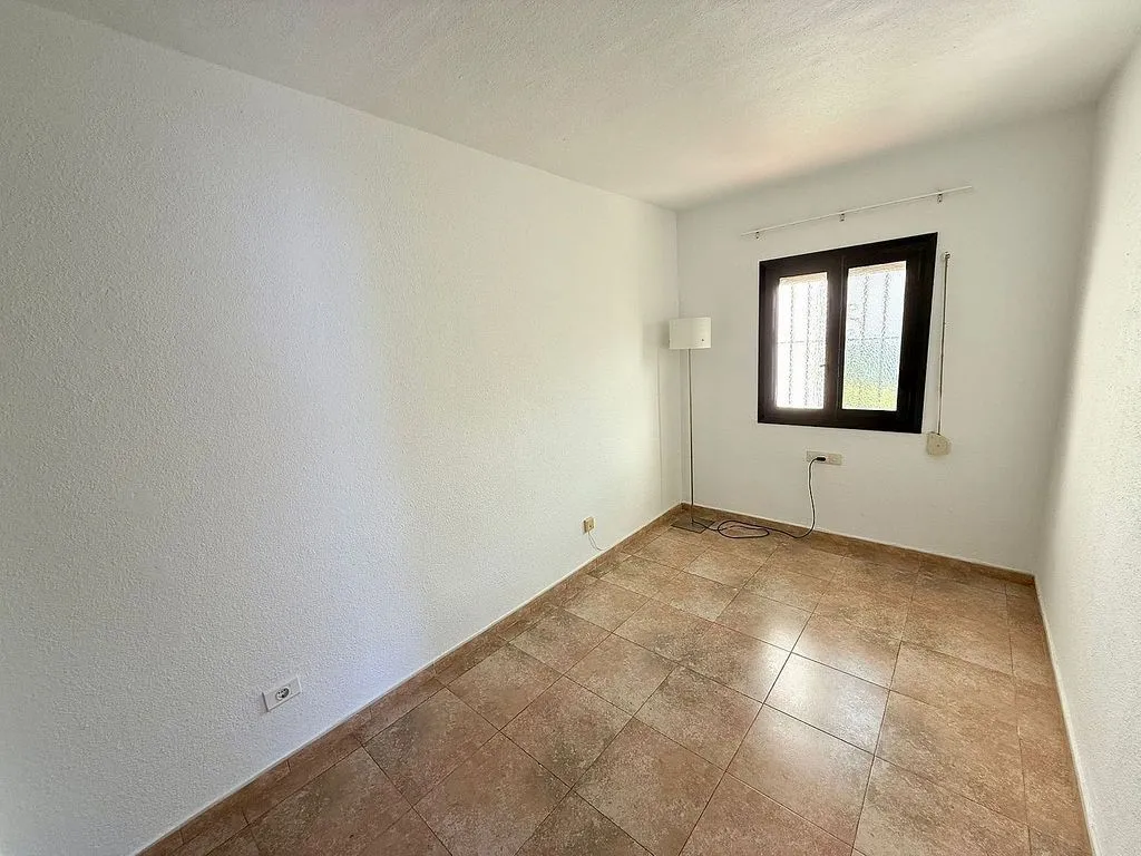 Toad - Apartment with Pool and Sea View in Playa Guadiaro