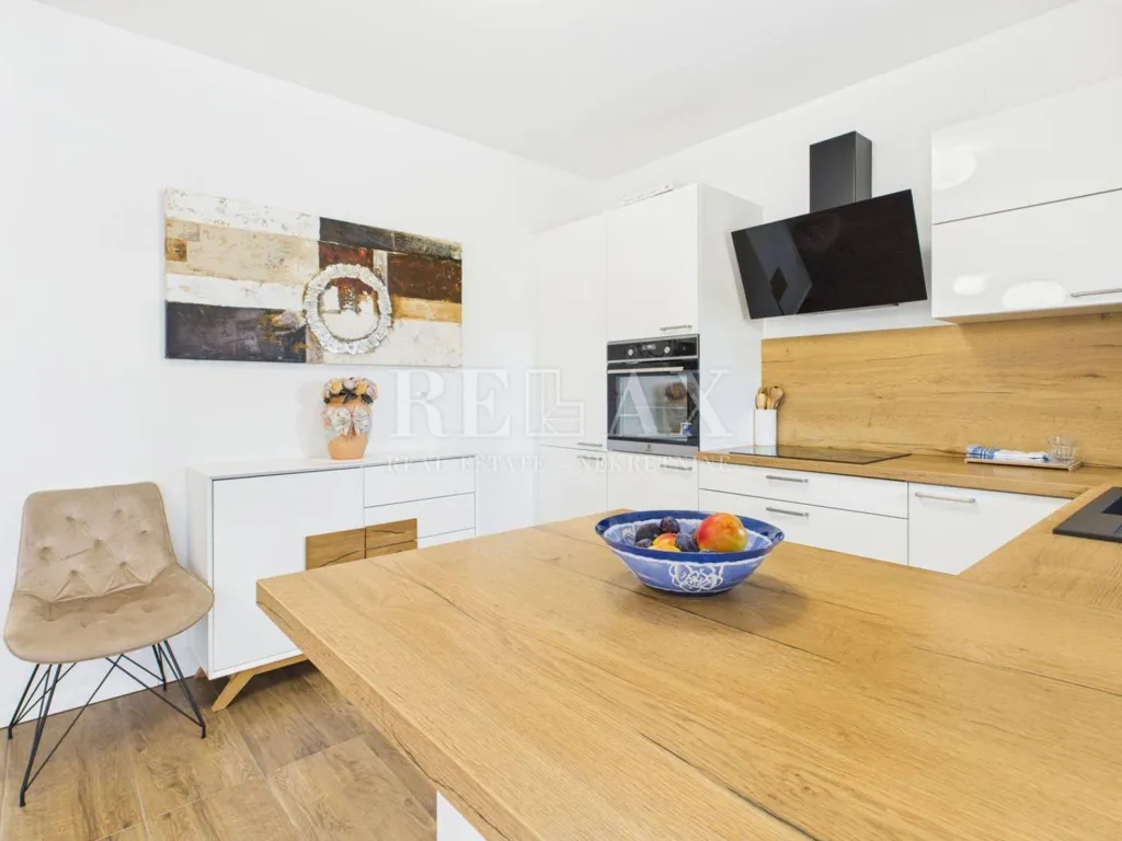 Cuisine - Two Apartments with Sea View in Crikvenica