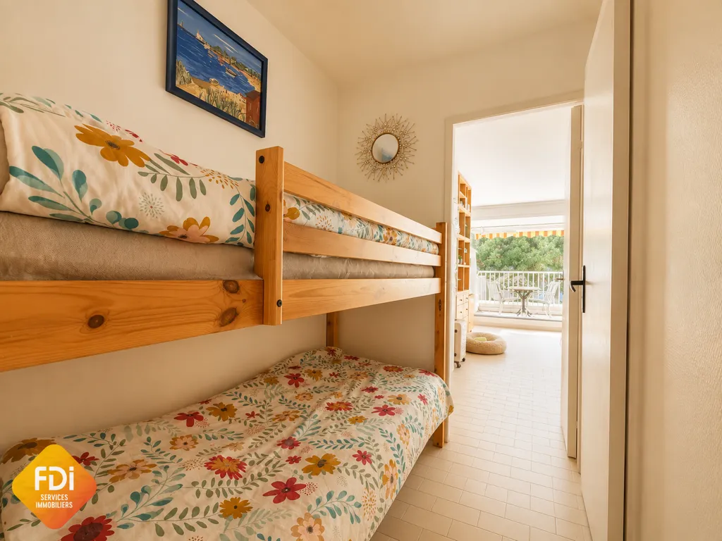 Bedrooms - Studio with West View in Le Grau-du-Roi