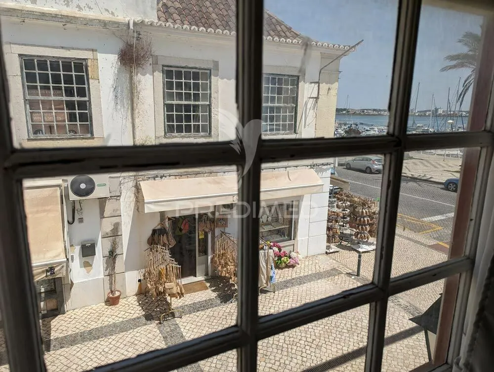 Toad - Historic Building with River View in Vila Real de Santo António