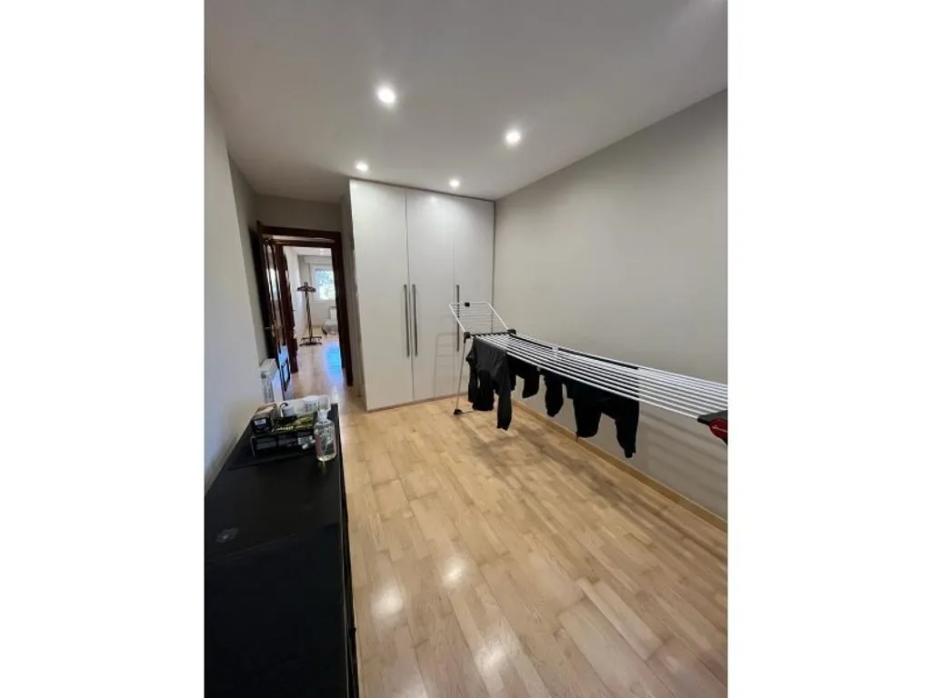 Pièces - Luxury Flat with Pool View in Gavà