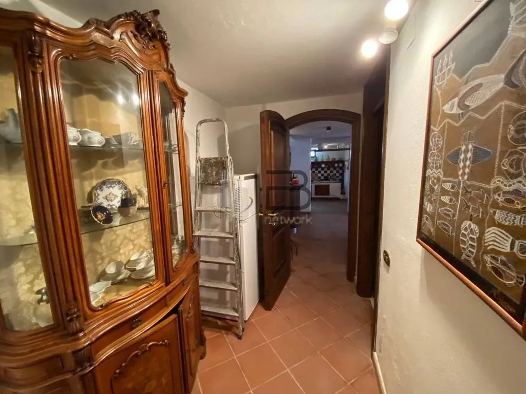 Ingresso - Villa con giardino privato a Marina di Carrara
