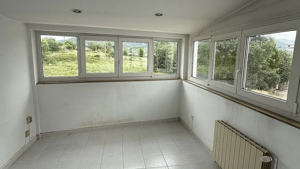 Pièces - Terraced House with Garage in Moià
