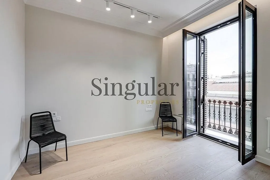 Chambres - Historic Apartment with Balcony in El Born