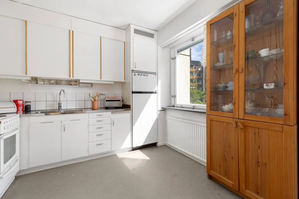 Köök - Charming 1-Bedroom Flat with Garden View in Södermalm