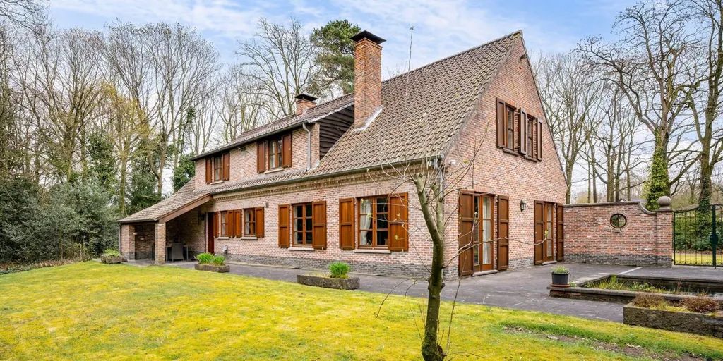 Exterior - Country Villa with Terrace and Garden